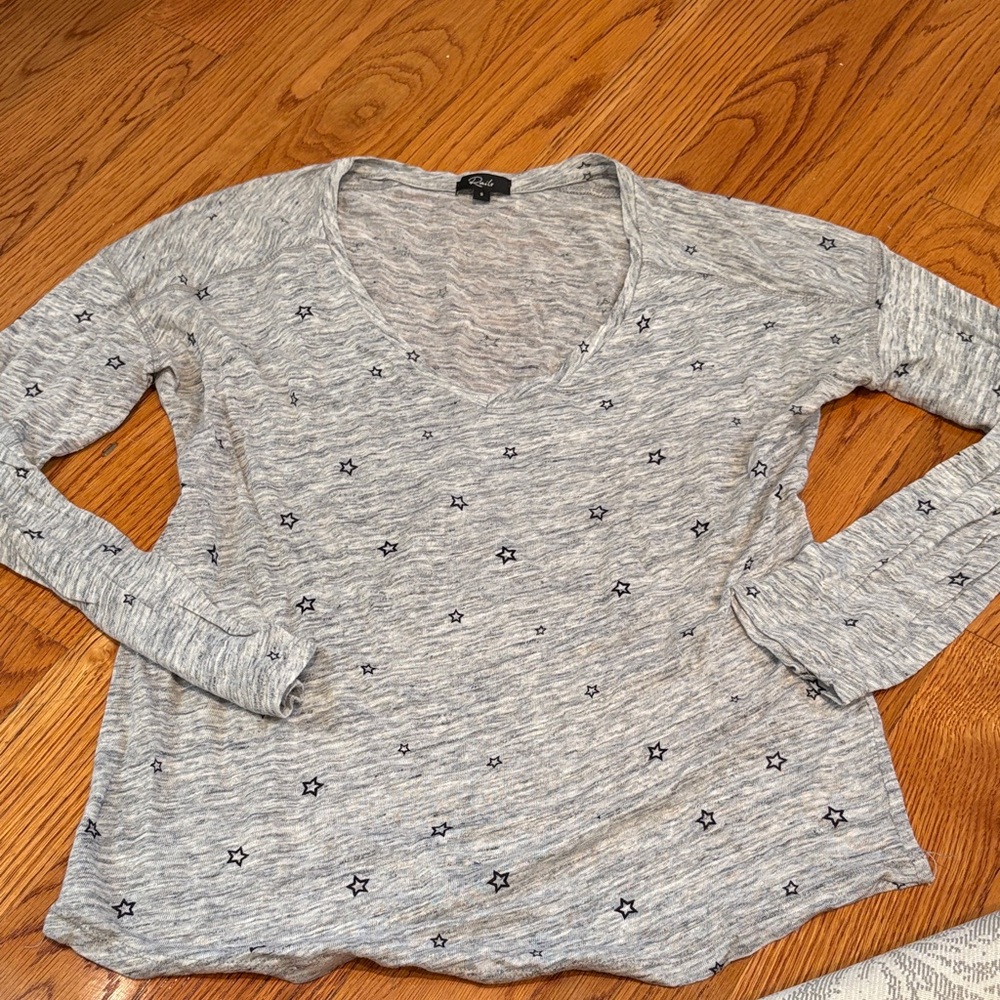 Rails Gray Star Long Sleeve Top